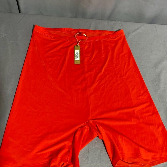 SKIMS Pants - SKIMS Jelly Sheer Biker Short Poppy Sz L NWT